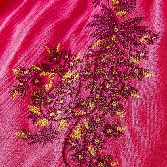 Hot Pink Boho Women's Deep V-Neck Floral Embroidered Batwing Sleeve Dress - Picture 2 of 12